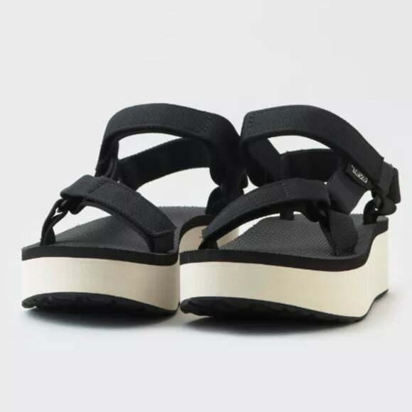 Teva Women's Original Flatform Universal Sandal - Picture 10 of 10